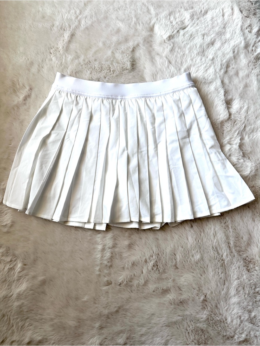 Lululemon skirts + shorts bundle size 6 - lot of 3 athletic like NEW - Picture 11 of 12